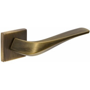 Extreza Hi-Tech GIRA (Гира) 108 на розетке R11 матовая бронза F03