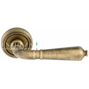 Extreza PETRA (Петра) 304 на розетке R01 матовая бронза F03