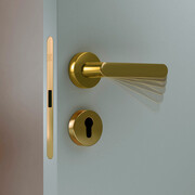 KRONA KOBLENZ Замок магнитный с доводчиком дверной ручки под цилиндр матовое золото